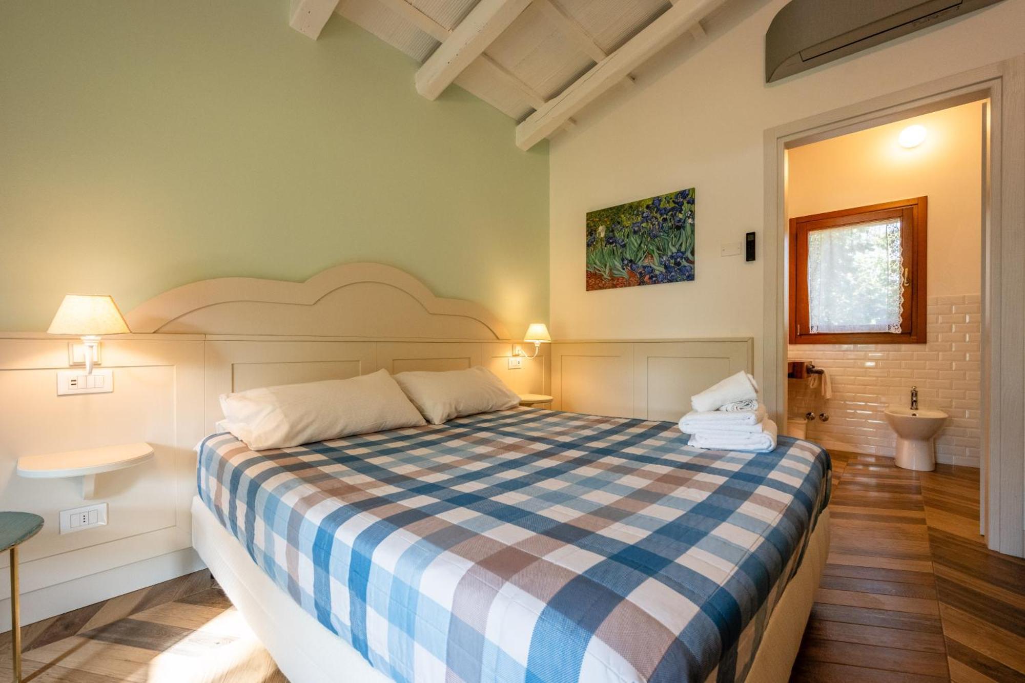 La Meridiana B&B Казале-суль-Силе Экстерьер фото